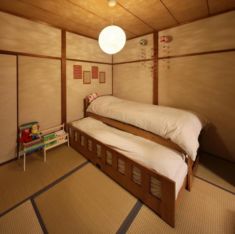Chikyuutabikazoku Usj Apartment Osaka Exterior photo